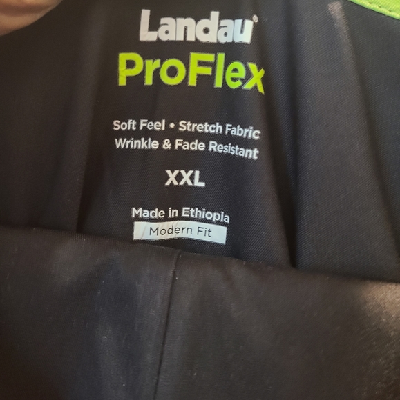 4 Sets LANDAU SCRUBS - Picture 13 of 13